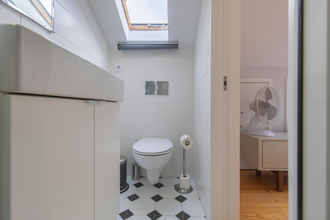 Graceful 2Bdr Duplex Apartment By Lovelystay Lisbon Bagian luar foto