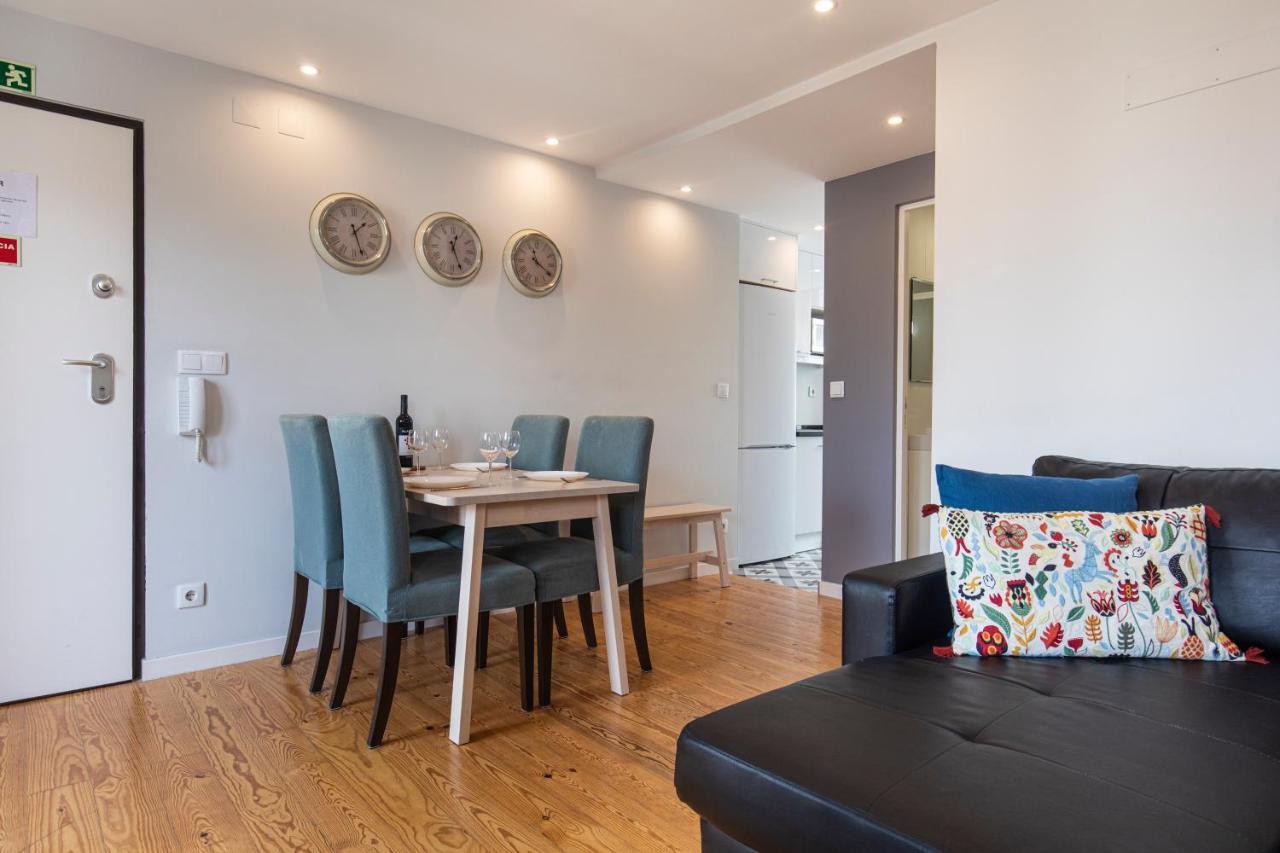 Graceful 2Bdr Duplex Apartment By Lovelystay Lisbon Bagian luar foto