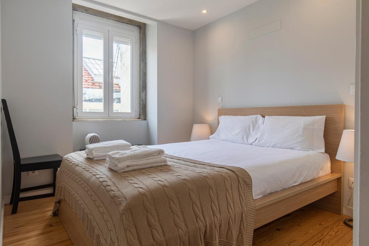 Graceful 2Bdr Duplex Apartment By Lovelystay Lisbon Bagian luar foto